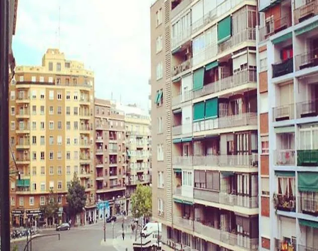 Hexagonal Design Appartement